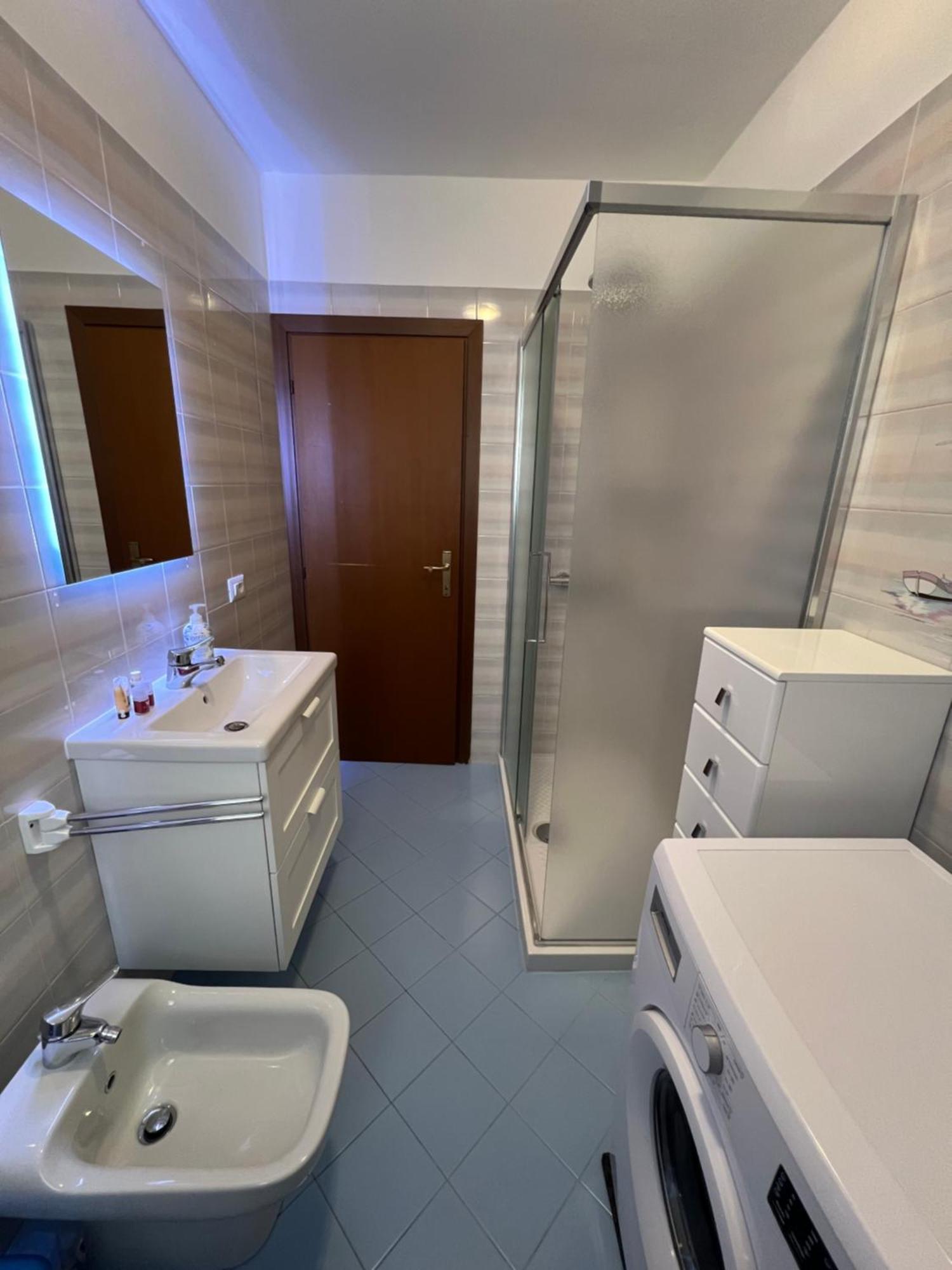 Casa Vacanze Linda Gera Lario Luaran gambar