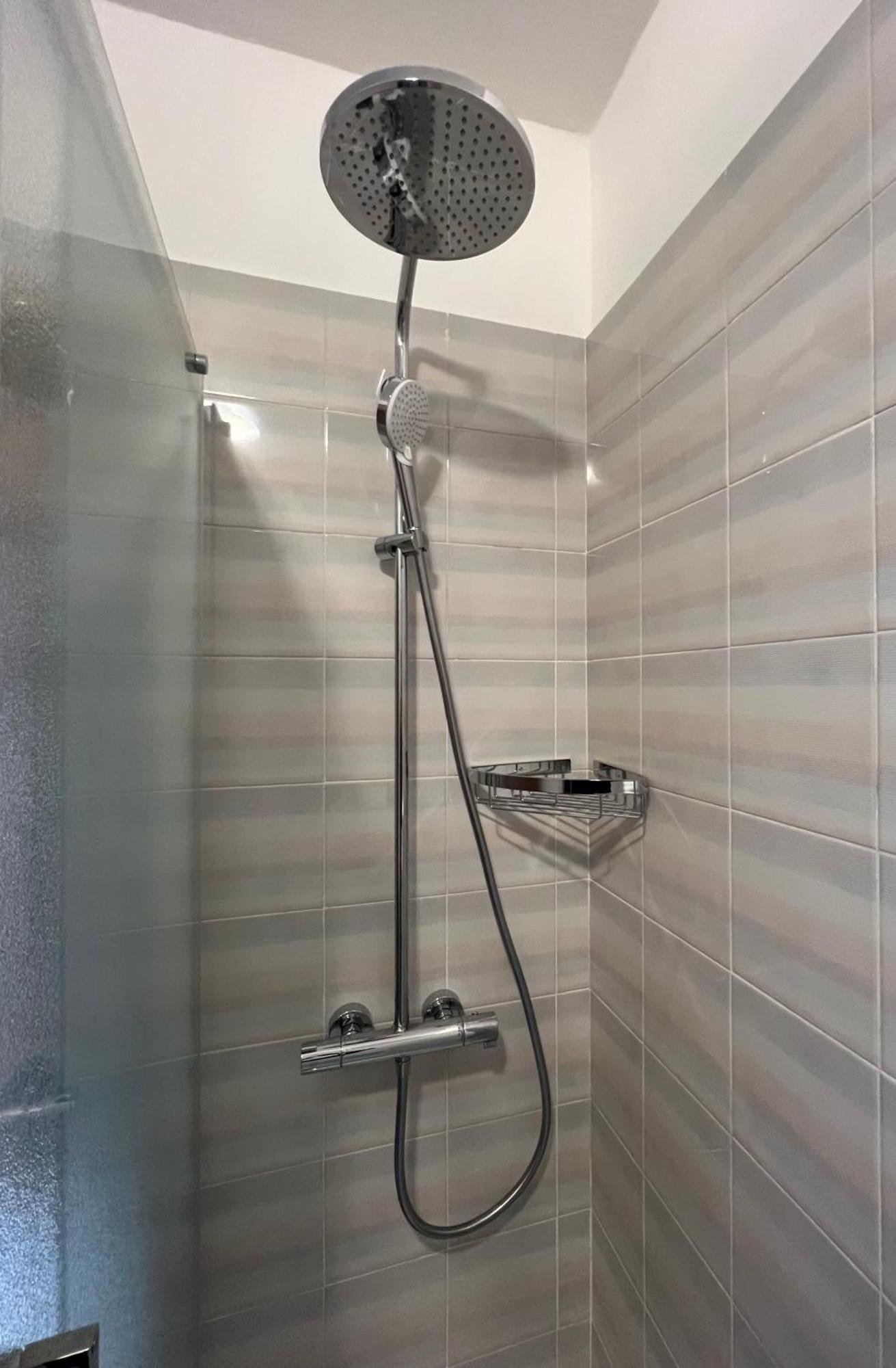 Casa Vacanze Linda Gera Lario Luaran gambar